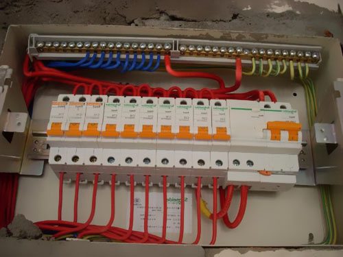 強(qiáng)電和弱電有什么區(qū)別?